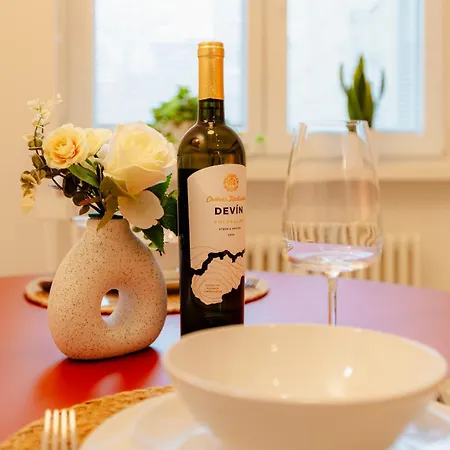 Riverside * Μπρατισλάβα